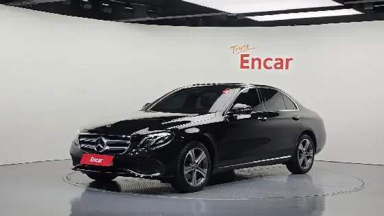 2019 Mercedes-Benz E-Class E220d Avantgarde