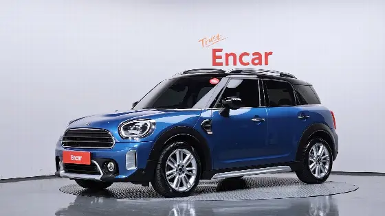 2023 Mini Countryman Classic Plus Launch Pack