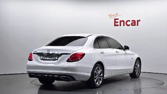 2018 Mercedes-Benz C-Class C350e