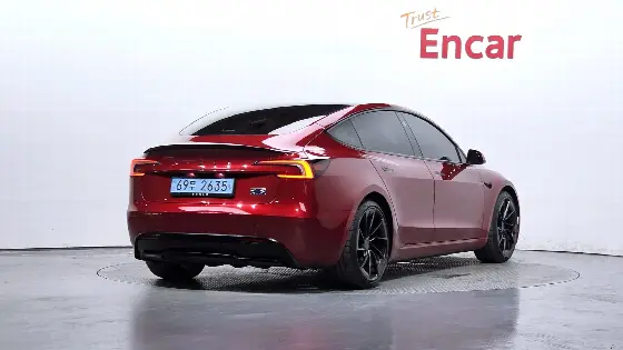2025 Tesla Model 3 Performance AWD