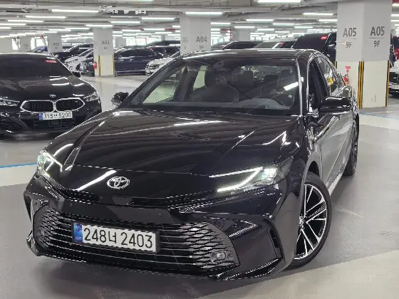 2026 Toyota Camry 2.5 XLE Premium Hybrid