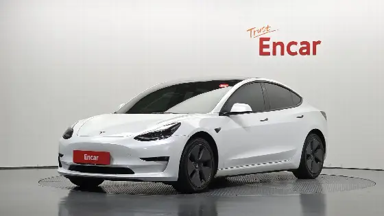 2022 Tesla Model 3 Long Range AWD