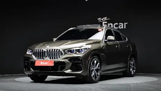 2022 BMW X6 xDrive40i M Sport