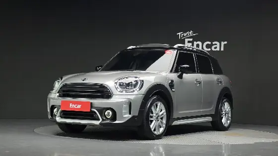 2023 Mini Countryman Classic Plus Launch Pack