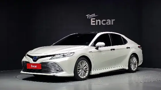 2019 Toyota Camry 2.5 XLE Hybrid