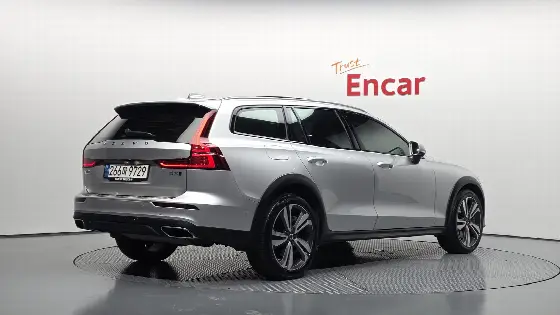 2021 Volvo V60 B5 Pro AWD