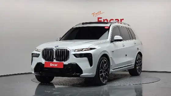 2025 BMW X7 xDrive 40i M Sport 7STR