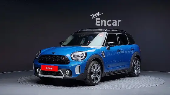 2023 Mini Countryman ALL4 Classic Launch Pack