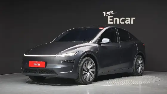 2025 Tesla Model Y Long Range AWD