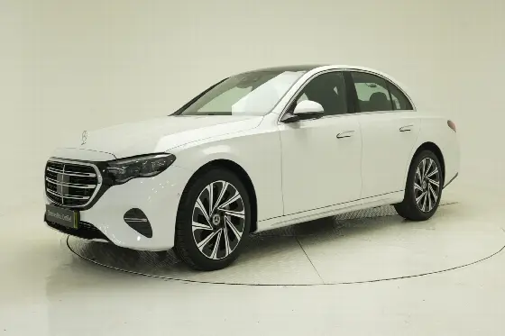 2025 Mercedes-Benz E-Class E300 4MATIC Exclusive