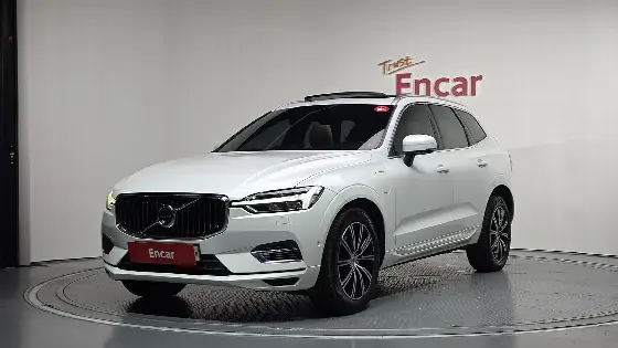 2018 Volvo XC60 T8 Inscription