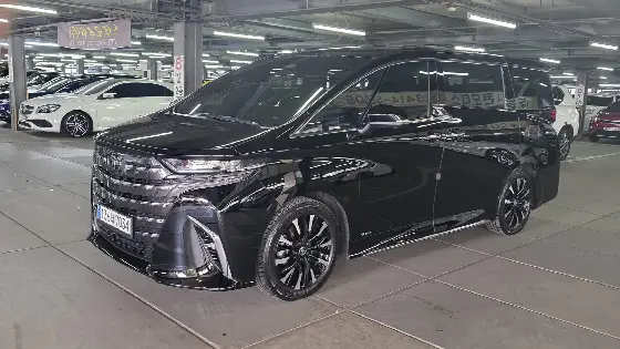 2023 Toyota Alphard 2.5 HEV Executive AWD