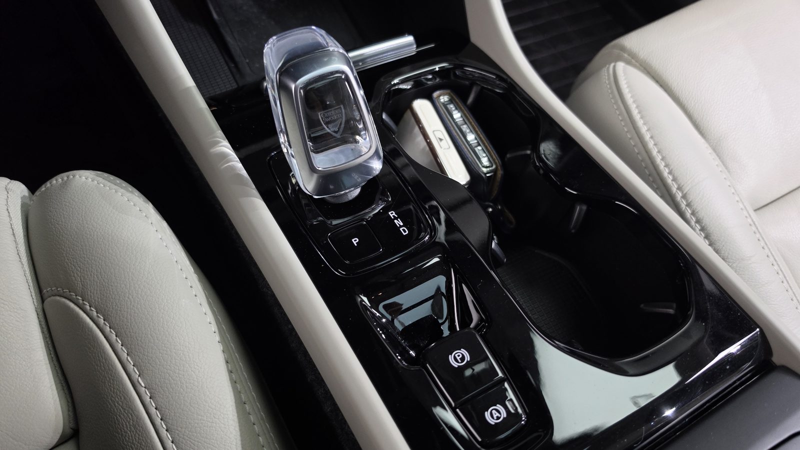 2022 Volvo XC40
