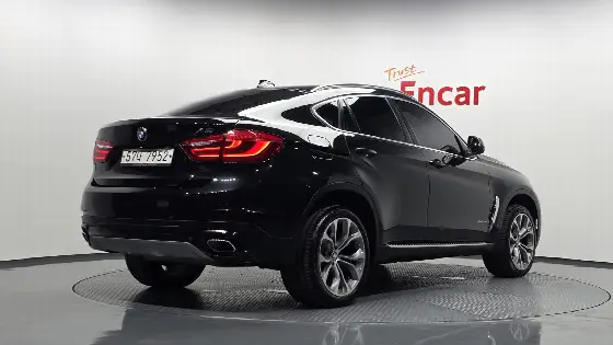 2018 BMW X6 xDrive 30d