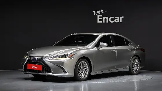 2018 Lexus ES Luxury Plus