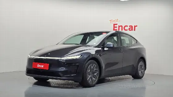2026 Tesla Model Y L Long Range AWD