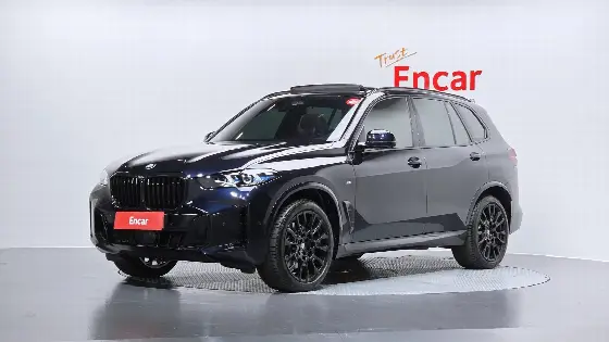 2025 BMW X5 xDrive 40i M Sport