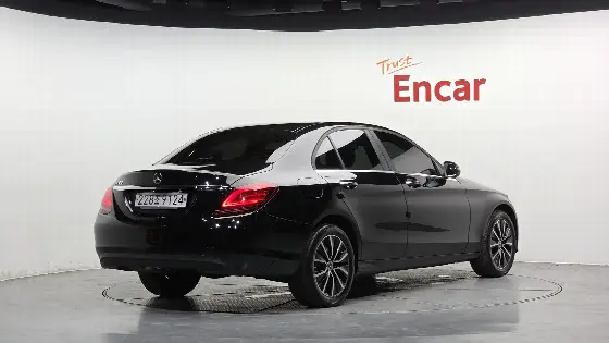 2019 Mercedes-Benz C-Class C200