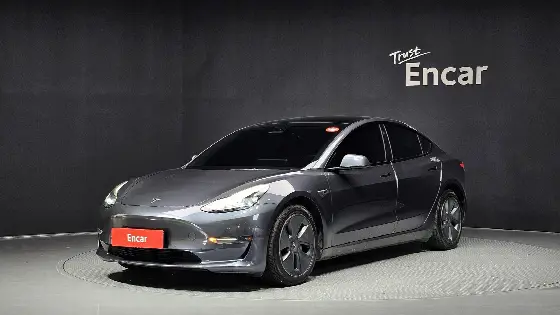 2022 Tesla Model 3 Long Range AWD