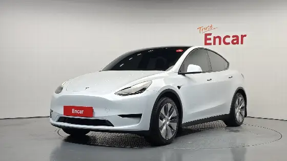 2024 Tesla Model Y RWD