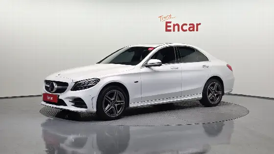 2020 Mercedes-Benz C-Class C300e 4MATIC AMG Line