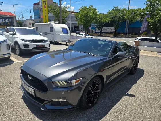 2016 Ford Mustang Convertible
