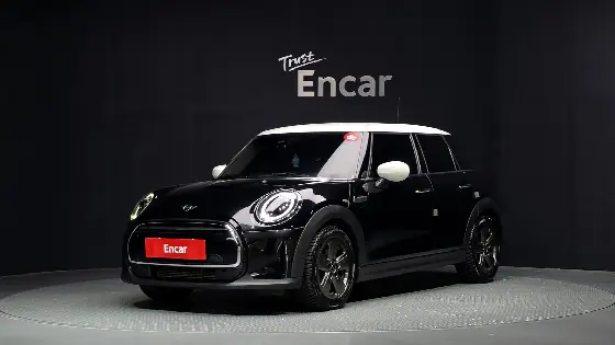 2022 Mini Cooper 5Door Classic