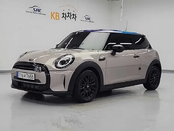 2021 Mini Cooper Gen Z Edition
