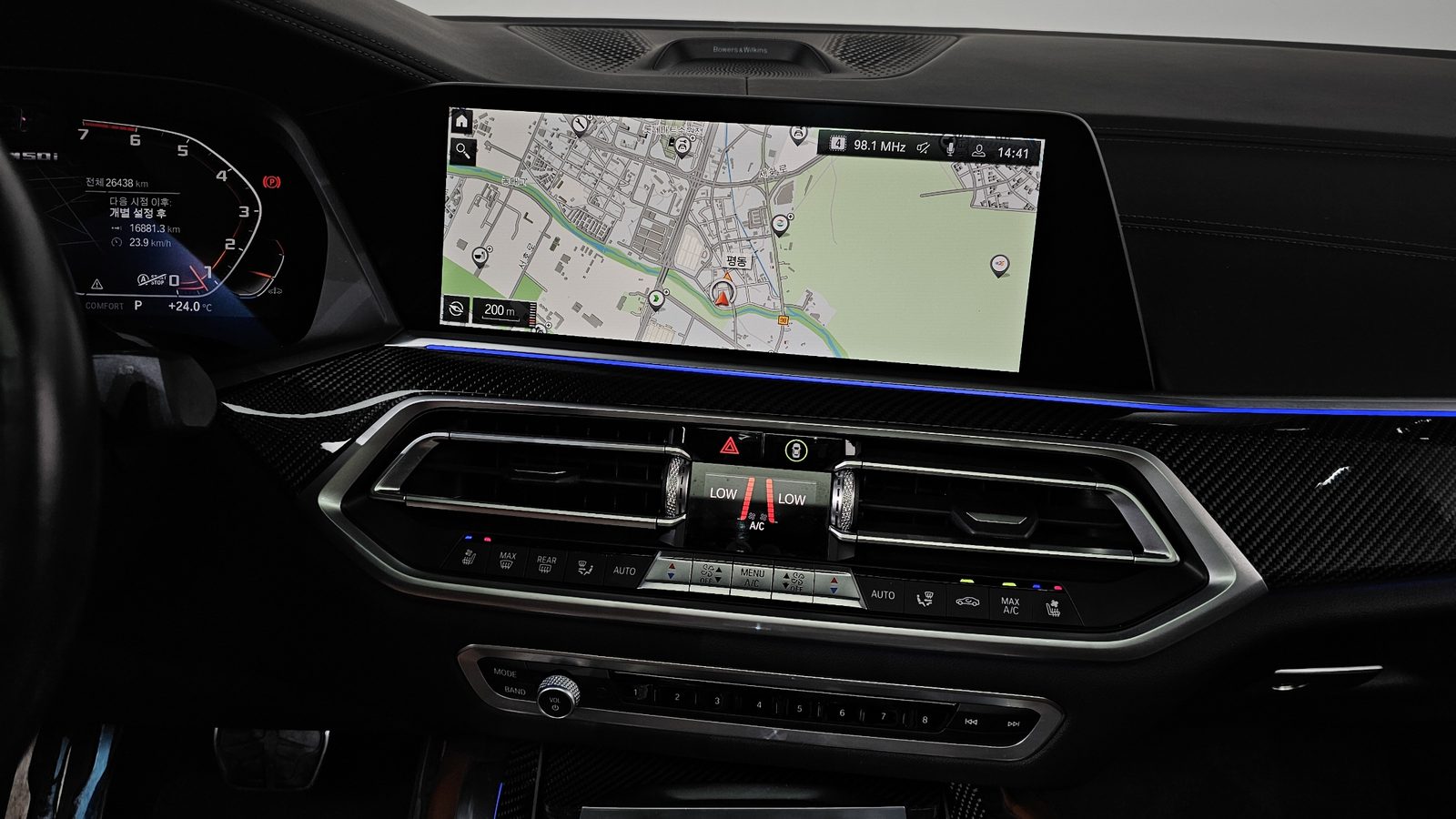 2021 BMW X6
