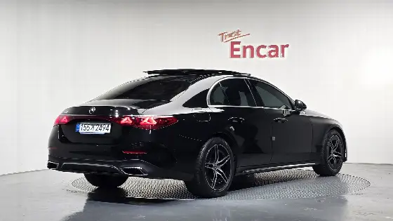 2025 Mercedes-Benz E-Class E200 AMG Line