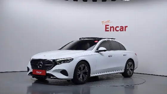 2025 Mercedes-Benz E-Class E200 Avantgarde