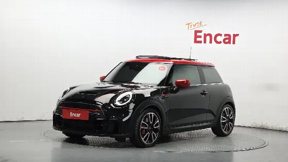 2023 Mini Cooper JCW