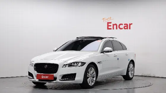 2018 Jaguar XF 25t Portfolio