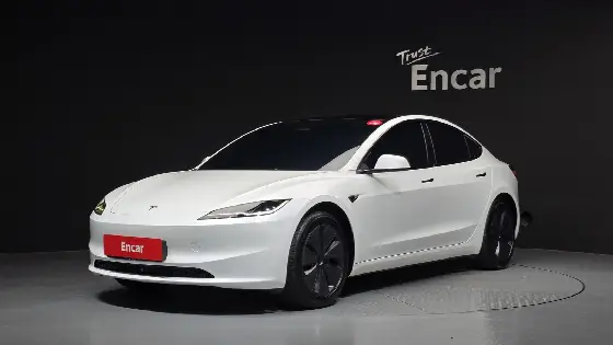 2024 Tesla Model 3 RWD