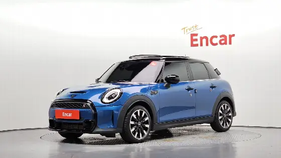 2022 Mini Cooper 5Door Classic