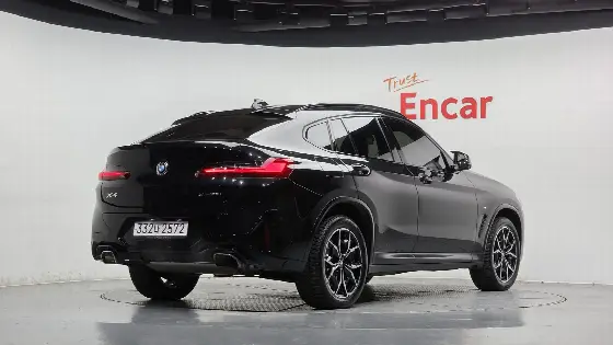 2024 BMW X4 xDrive20i M Sport
