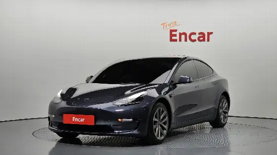 2022 Tesla Model 3 Long Range AWD