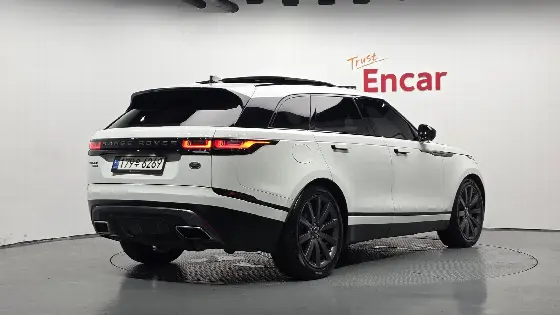 2018 Land Rover Range Rover Velar 3.0 D300 R-Dynamic HSE