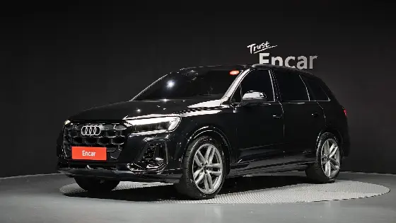2025 Audi Q7 55 TFSI Quattro Premium