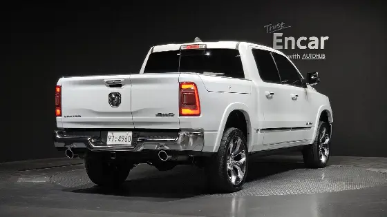 2020 Dodge Ram Pick Up 5.7