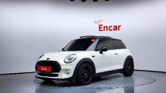 2016 Mini Cooper Mid